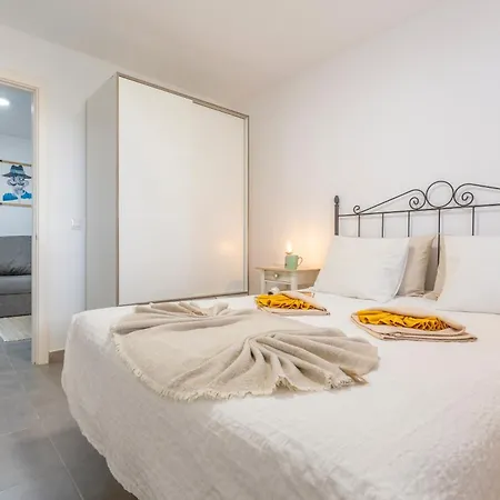 El Cuarto De Moza Tinajo